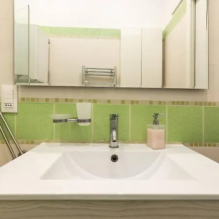 Apartment Re Di