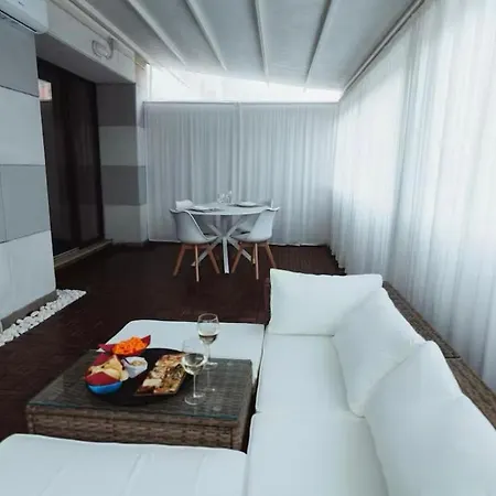Re Di Apartment *